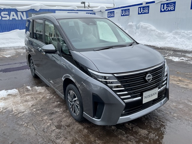 セレナ2.0 ハイウェイスター V 4WD