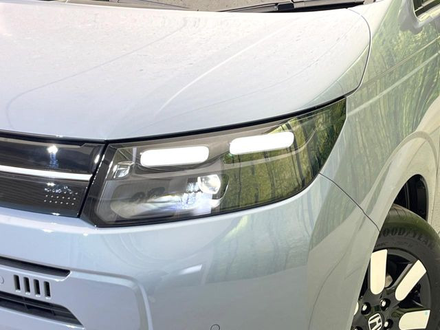 �yLED�w�b�h���C�g�z���V����ԑ��s�����ǍD�Ȏ��E���m�ۂ����S���ĉ^�]�ł��鍂�P�xLED�w�b�h���C�g�𑕔�!�_�����x�������A����d�͂��}�����Ă��܂��B