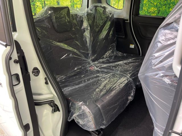 ���i���ȃI���W�i���t���A�}�b�g���I�v�V�����ɂĂ��p�ӂ��Ă���܂��B���D���ȃf�U�C����J���[�����Ԃɍ��킹�đI��ł����������Ƃ��ł��܂���