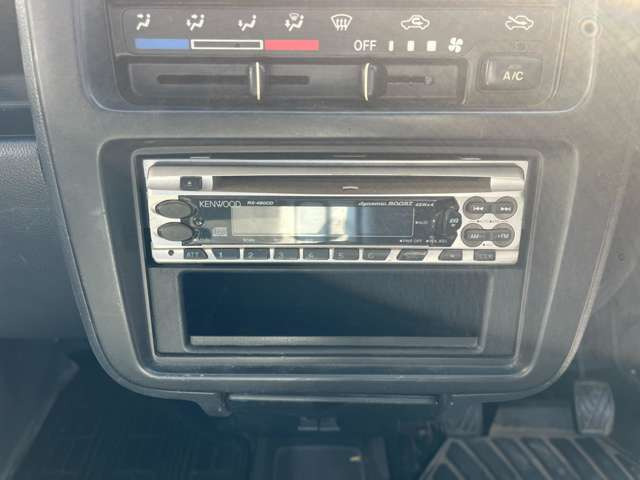 ���I�[�f�B�I�s��