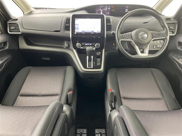 セレナ2.0 ハイウェイスター VセレクションII 4WD