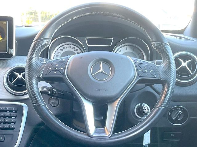 ���n���h�����̃X�������Ȃ��A���ꂢ�ȏ�Ԃ��ێ����Ă���܂��B�e�X�C�b�`���̓�����m�F�ς݂ł��B