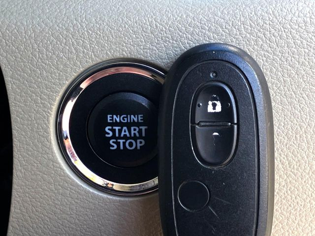 ���y�X�}�[�g�L�[&�X�^�[�g�V�X�e���z�g�т����X�}�[�g�L�[�����o�����ƂȂ��A�h�A�̎{���E�������\�ŁA�����v�b�V���ŃG���W�����X�^�[�g!!