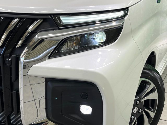 �yLED�w�b�h���C�g�z���V����ԑ��s�����ǍD�Ȏ��E���m�ۂ����S���ĉ^�]�ł��鍂�P�xLED�w�b�h���C�g�𑕔�!�_�����x�������A����d�͂��}�����Ă��܂��B