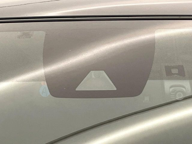 �y�v���N���b�V���Z�[�t�e�B�z�O���̎ԗ��������m���A�Փ˂������Ȏ��͌x��Œ��ӂ𑣂��A�u���[�L�𓥂ޗ͂��T�|�[�g�B�u���[�L�𓥂߂Ȃ������ꍇ�͏Փ˔�Q�y���u���[�L���쓮�A�Փˉ�����T�|�[�g���܂��B