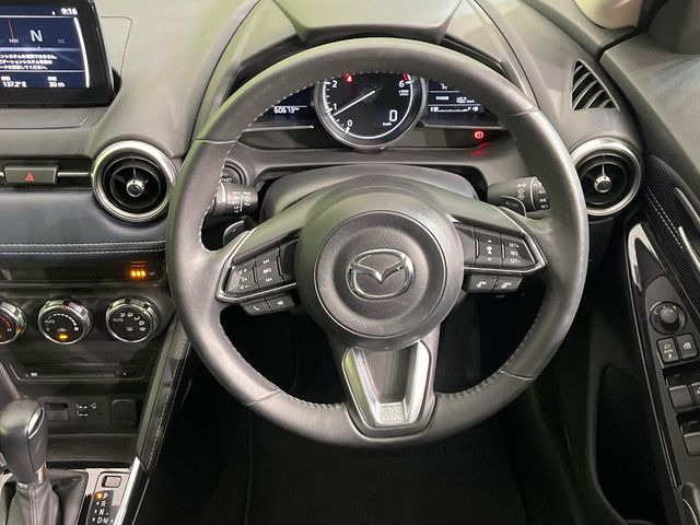 �y�����v�����X�e�A�����O�z�㎿�Ȋv���g�p���邱�ƂŁA��ɂ����������݂ƂĂ��^�]���₷���n���h���ł���