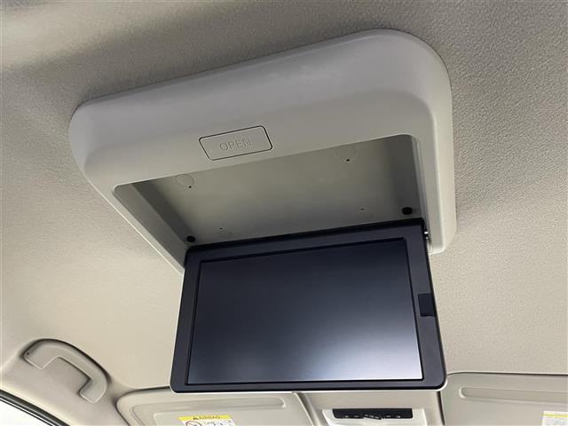 セレナ1.2 e-POWER ハイウェイスターV