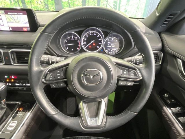 �y�����v�����X�e�A�����O�z�㎿�Ȋv���g�p���邱�ƂŁA��ɂ����������݂ƂĂ��^�]���₷���n���h���ł���