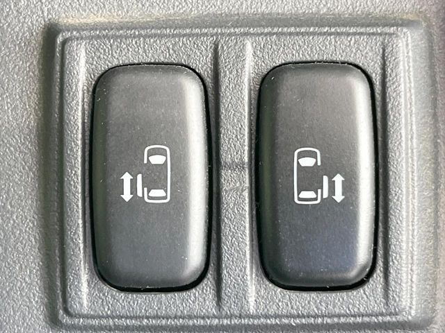 �y�����p���[�X���C�h�h�A�z�X�}�[�g�L�[��^�]�Ȃ̃X�C�b�`�Ō�ȗ����X���C�h�h�A�̊J���\���d��������͂����ăh�A���J����K�v�������A�����Ȃ��q�l�ł��ȒP�ɊJ���߂ł����K�ł���