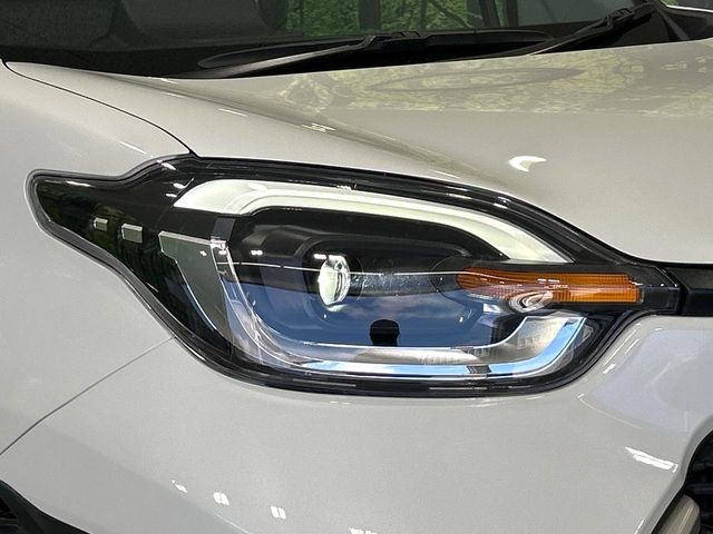 �yLED�w�b�h���C�g�z���V����ԑ��s�����ǍD�Ȏ��E���m�ۂ����S���ĉ^�]�ł��鍂�P�xLED�w�b�h���C�g�𑕔�!�_�����x�������A����d�͂��}�����Ă��܂��B