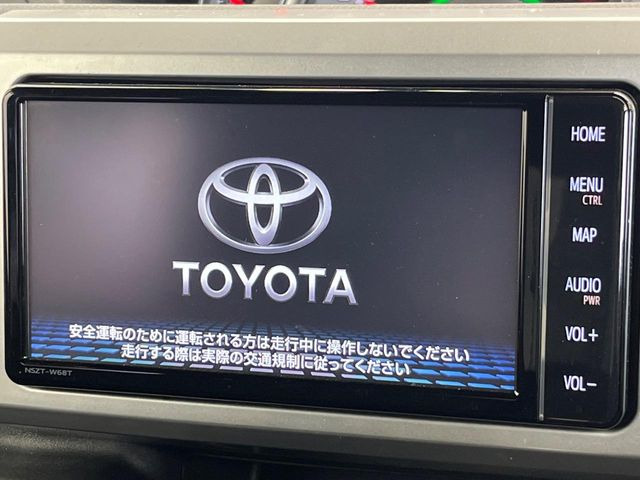 �y�����i�r�z�l�C�̏����i�r�𑕔����Ă���܂��B�i�r�̎g���₷���͂������A�I�[�f�B�I�@�\���[��!�L�����v�◷�s�͂������A�ʋ΂┃�����ȂǕ��i�̃h���C�u���y�����Ȃ�͂���