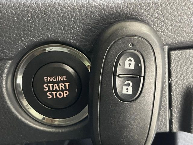 �y�L�[���X�X�^�[�g�V�X�e���z�J�o����|�P�b�g�ɓ��ꂽ�܂܂ł��h�A�̎{���E�������\�ȃX�}�[�g�L�[�𑕔��B�G���W���̃I���E�I�t�����J�M�����o���K�v����������Ƃ��Ă��֗��ł���