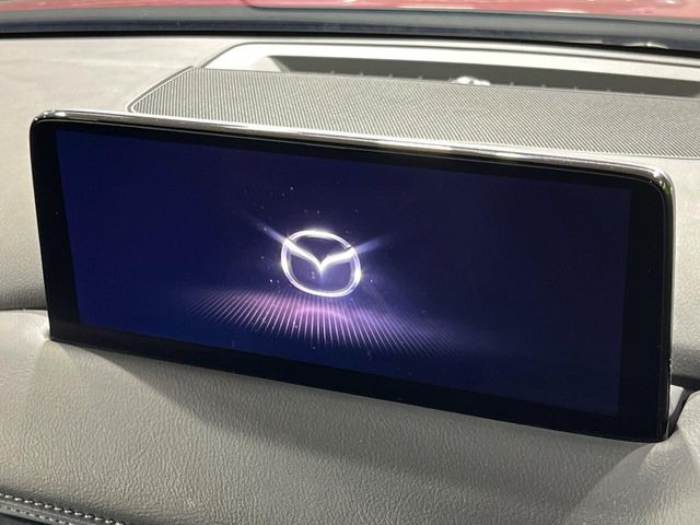 �y10.25�C���`�}�c�_�R�l�N�g�z�ԓ��̕��͋C�Ƀ}�b�`������^�f�B�X�v���C�B�X�}�z�ڑ��ł̃i�r�g�p��Bluetooth�Đ����A�l�X�ȋ@�\���y���߂܂��B�����I�ȃ_�C�������삪�\�ŁA�g��������ǍD�ł��B