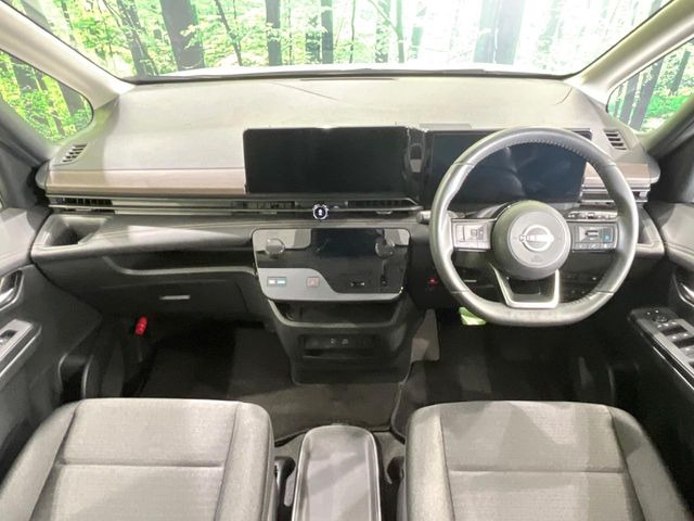 セレナ1.4 e-POWER ハイウェイスターV