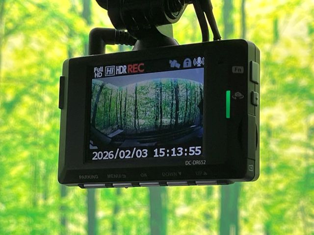 �y�h���C�u���R�[�_�[�z�h���C�u���R�[�_�[����!���s���͂������A������^�]�⎖�̂ɑ��������ہA�f���ŋL�^���A����̃��X�N�ɔ����܂��B���L�^�pSD�J�[�h�͂��q�l�����g�ł��������������K�v������܂��B