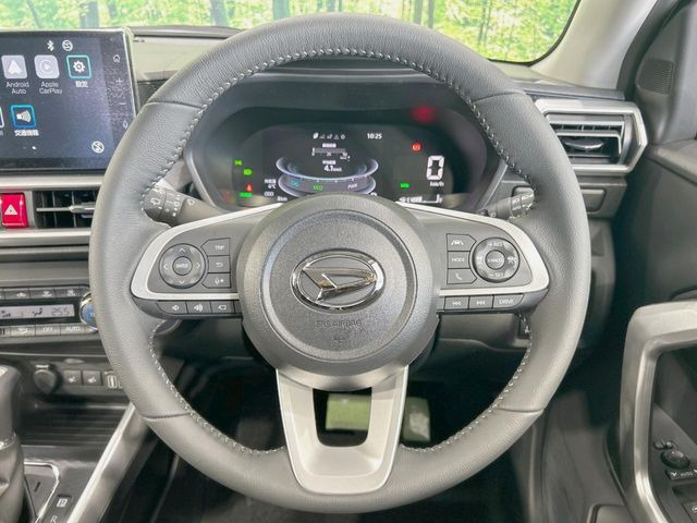 �y�����v�����X�e�A�����O�z�㎿�Ȋv���g�p���邱�ƂŁA��ɂ����������݂ƂĂ��^�]���₷���n���h���ł���