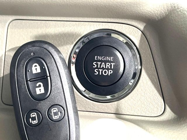 �y�L�[���X�X�^�[�g�V�X�e���z�J�o����|�P�b�g�ɓ��ꂽ�܂܂ł��h�A�̎{���E�������\�ȃX�}�[�g�L�[�𑕔��B�G���W���̃I���E�I�t�����J�M�����o���K�v����������Ƃ��Ă��֗��ł���