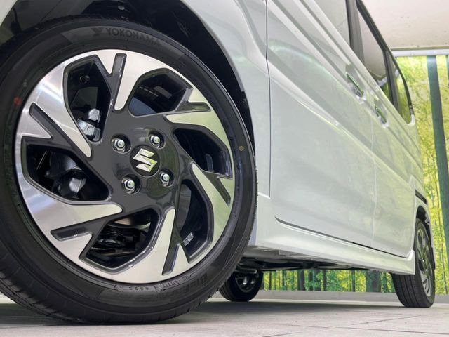 �y����15�C���`�A���~�z�C�[���z�O�ςɃ}�b�`���������A���~�z�C�[���𑕒����Ă���܂��B�e��ЊO�A���~�z�C�[����A�X�^�b�h���X�^�C�����戵�����Ă���܂��B���񂲑��k����������