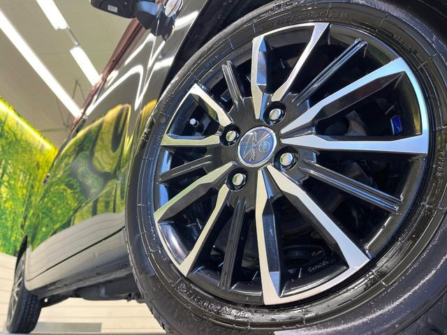 �y14�C���`�A���~�z�C�[���z�O�ςɃ}�b�`�����A���~�z�C�[���𑕒����Ă���܂��B�e��A���~�z�C�[����A�X�^�b�h���X�^�C�����戵�����Ă���܂��B���񂲑��k����������