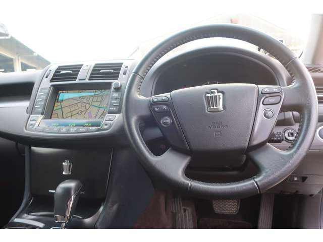 クラウンアスリート2.5 ナビパッケージ