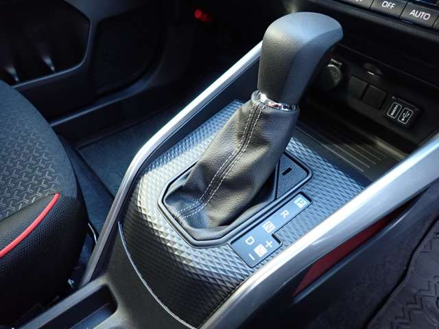 ���[�Ԍ�͒S���c�Ƃ������I�ɂ��A������ꂳ���Ă��������܂��B���Ԃ������Ɉӂ���肢�������Ă��邩�A������̂��Ƃ͂Ȃ����A�S���c�Ƃ𒆐S�ɁA�A�t�^�[�t�H���[�������Ă��������܂���