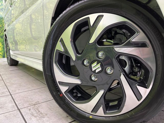 �y����15�C���`�A���~�z�C�[���z�O�ςɃ}�b�`���������A���~�z�C�[���𑕒����Ă���܂��B�e��ЊO�A���~�z�C�[����A�X�^�b�h���X�^�C�����戵�����Ă���܂��B���񂲑��k����������