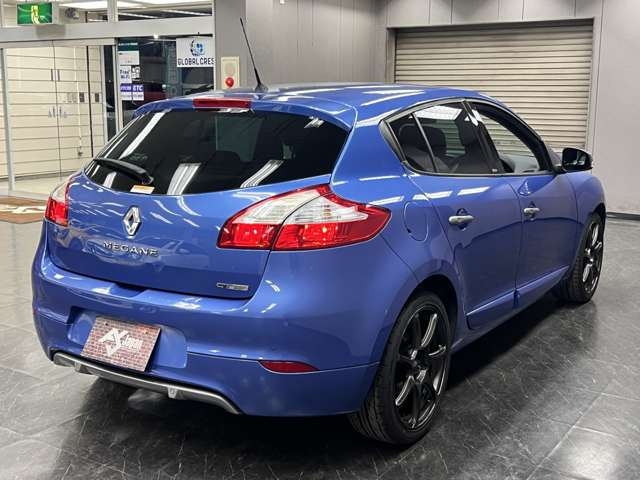 �y�A�N�Z�X�z����:������/���Β���IC����15���B