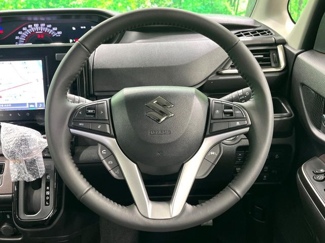 �y�����v�����X�e�A�����O�z�㎿�Ȋv���g�p���邱�ƂŁA��ɂ����������݂ƂĂ��^�]���₷���n���h���ł���