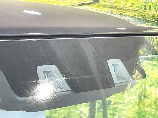 �y�X�Y�L �Z�[�t�e�B�T�|�[�g�z���s���ɑO���̎ԗ�����F�����A�Փ˂������Ȏ��͌x��ƃu���[�L�ŏՓˉ���Ɣ�Q�y�����A�V�X�g�B�����S�Ƀh���C�u�����y���݂��������܂��B