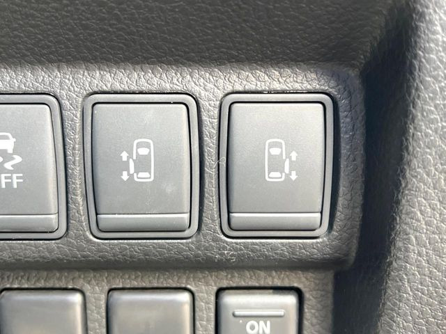 �y�����p���[�X���C�h�h�A�z�X�}�[�g�L�[��^�]�Ȃ̃X�C�b�`�Ō�ȗ����X���C�h�h�A�̊J���\���d��������͂����ăh�A���J����K�v�������A�����Ȃ��q�l�ł��ȒP�ɊJ���߂ł����K�ł���