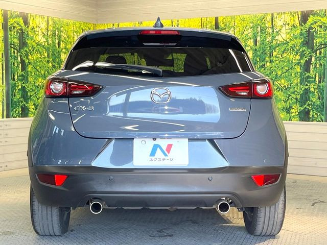 安心の最長10年・走行無制限保証(有償)をご用意。保証内容も充実はもちろん、無料点検&オイル交換や、年中無休の全国・24時間ロードサービスも付帯されておりますのでご安心下さい。