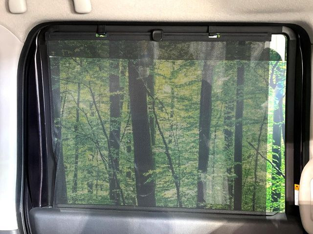 �y���[���V�F�[�h�z��������ԊO����̌���ῂ����Ƃ��ɃT�b�ƈ����o���Ďg����A���[���i�[�^�C�v�̃T���V�F�[�h�𑕔��B��Ȃɏ�������q�l���E�g�E�g�����������ȂǁA���Ђ����p����������