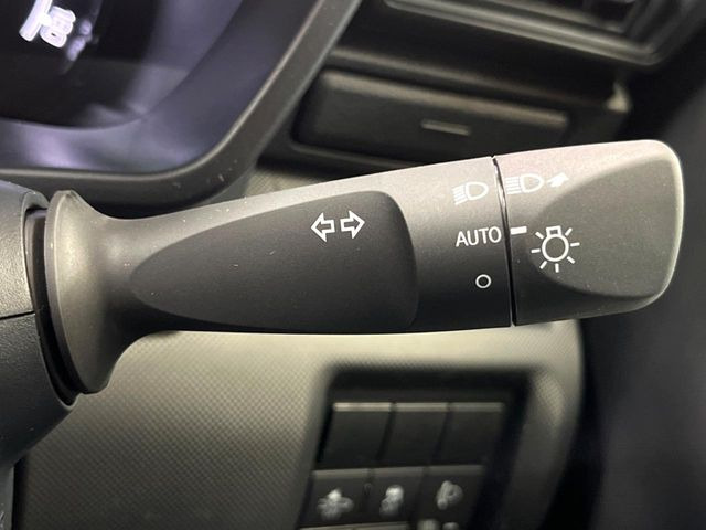 �y�I�[�g���C�g�z����̖��邳�ɉ����Ď����Ńw�b�h���C�g�̓_���E�������ł���@�\�ł�!���C�g�̕t���Y��E�����Y��Ȃǂ������Ȃ�A�J�̓���[���̑��s�����S!�g���l���ʉߎ����֗��ł��ˁ�