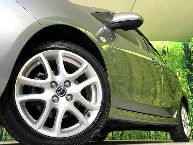 �y16�C���`�A���~�z�C�[���z�O�ςɃ}�b�`�����A���~�z�C�[���𑕒����Ă���܂��B�e��A���~�z�C�[����A�X�^�b�h���X�^�C�����戵�����Ă���܂��B���񂲑��k����������