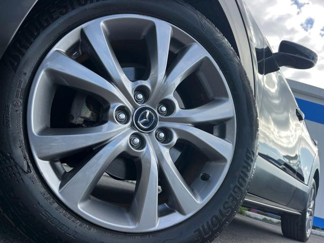 �y����18�C���`�A���~�z�C�[���z�O�ςɃ}�b�`���������A���~�z�C�[���𑕒����Ă���܂��B�e��ЊO�A���~�z�C�[����A�X�^�b�h���X�^�C�����戵�����Ă���܂��B���񂲑��k����������