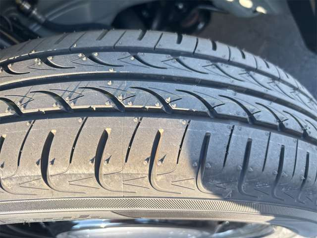 N-BOXジョイ 2トーン