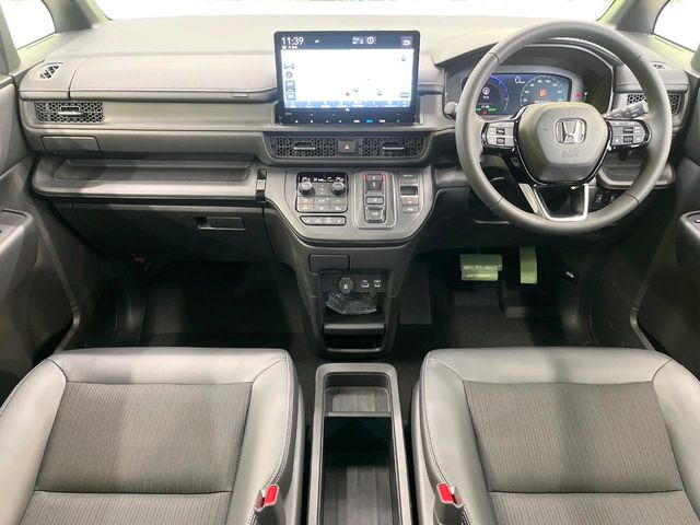 ステップワゴン2.0 e:HEV スパーダ