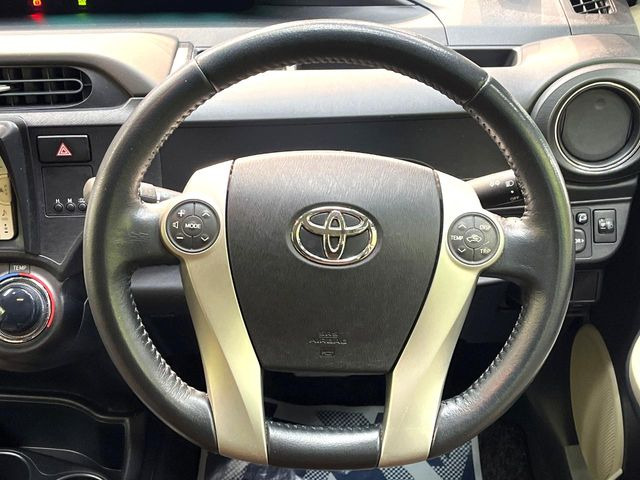 �y�����v�����X�e�A�����O�z�㎿�Ȋv���g�p���邱�ƂŁA��ɂ����������݂ƂĂ��^�]���₷���n���h���ł���