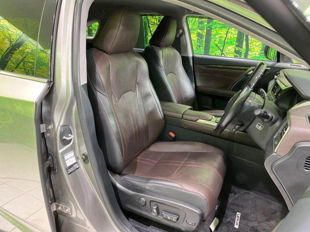 �y���烌�U�[�V�[�g�z����̂ӂ���肪�e�ՂŃ����e�i���X�����ȒP�ȁA�@�\���ɗD��鍇����v���̗p�����㎿�ȃV�[�g�ł��B����S�n���悭�A���������ӂ��S�n�ǂ��ԓ���Ԃ����o���Ă���܂��B