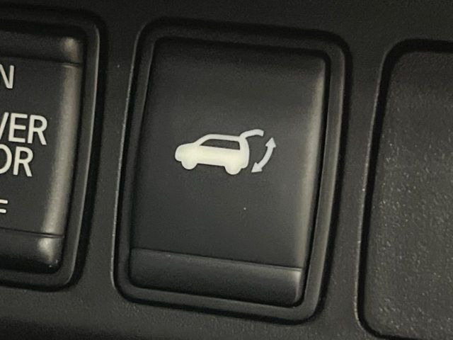 �y�p���[�o�b�N�h�A�z�X�}�[�g�L�[��^�]�Ȃ̃{�^�������������Ń��A�Q�[�g�������ŊJ���܂�!�ו��������Ă��鎞��A�����ʒu�ɂ���o�b�N�h�A��߂�ۂɕ֗��ȋ@�\�ł���