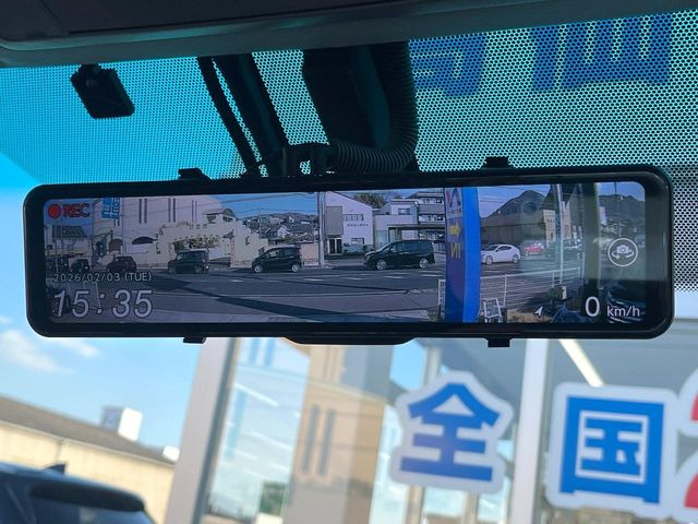 �y�f�W�^���C���i�[�~���[�z��Ȃ̑傫�ȉו��⓯��҂Ō�����m�F���Â炢���ł����S!�J�������B�e�����ԗ�����̉f�������[���~���[���ɕ\���B�N���A�Ȏ��E�ŏ󋵂̊m�F���\�ł�!