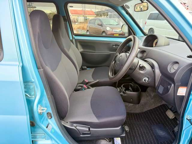 ���X�͍s�c�����R���̊��ˌ����_�̋߂��ɓX�܂��������܂��B���Ԃł��A�N�Z�X���₷���ꏊ�Ɍ�����܂��B�d�Ԃł��z���̍ۂ��Ŋ���JR���������w�܂ł��}���ɎQ��܂��B���C�y�ɂ��₢���킹������!