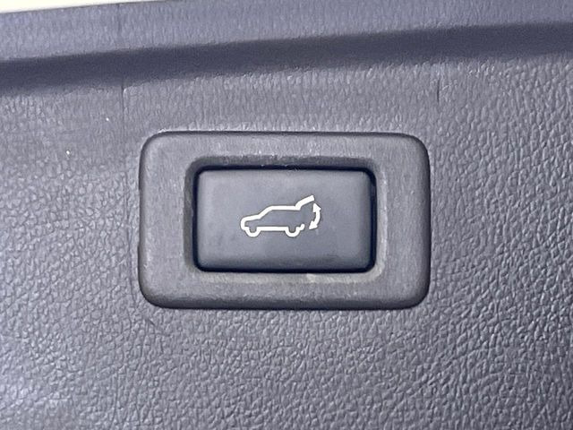 �y�p���[�o�b�N�h�A�z�X�}�[�g�L�[��^�]�Ȃ̃{�^�������������Ń��A�Q�[�g�������ŊJ���܂�!�ו��������Ă��鎞��A�����ʒu�ɂ���o�b�N�h�A��߂�ۂɕ֗��ȋ@�\�ł���