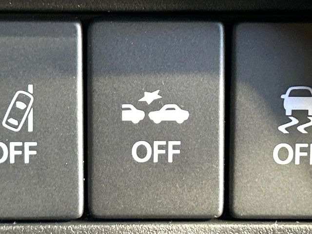 �y�X�Y�L �Z�[�t�e�B�T�|�[�g�z���s���ɑO���̎ԗ�����F�����A�Փ˂������Ȏ��͌x��ƃu���[�L�ŏՓˉ���Ɣ�Q�y�����A�V�X�g�B�����S�Ƀh���C�u�����y���݂��������܂��B