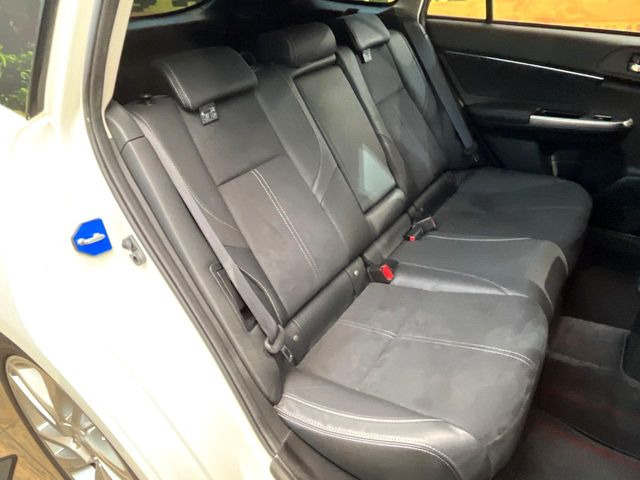 �㕔���Ȃ��C�ɂȂ�悤�ȃL�Y�E�����ւ��蓙�A�傫�ȃ_���[�W�͂Ȃ��A�ǍD�ȏ�Ԃł��B