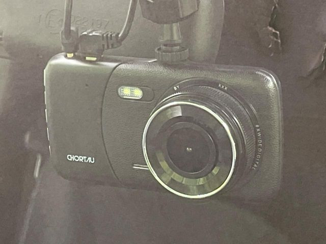 �y�h���C�u���R�[�_�[�z�h���C�u���R�[�_�[����!���s���͂������A������^�]�⎖�̂ɑ��������ہA�f���ŋL�^���A����̃��X�N�ɔ����܂��B���L�^�pSD�J�[�h�͂��q�l�����g�ł��������������K�v������܂��B