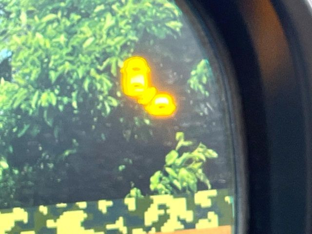 �y�u���C���h�X�|�b�g�C���t�H���[�V�����z���s���A�h�A�~���[�̎��p�ɂȂ�₷���ӏ��Ɍ㑱�Ԃ��ڋ߂���ƃT�C�h�~���[�t�߂Ɍx����\���A�h���C�o�[�ɒ��ӊ��N�����Ă���܂��B