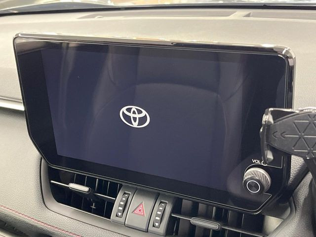 �y10.5�C���`�i�r�z�������ƃC���p�N�g�̂�����ʃi�r�𑕔��B�e��I�[�f�B�I����͂������A�X�}�z�A�g���ł��闘�֐��̍����i�r�ł���