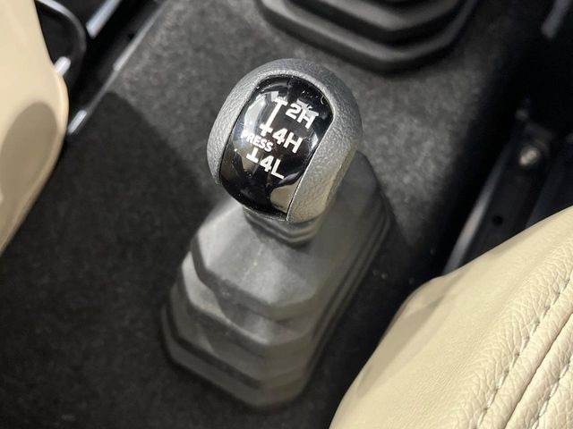 4WD�̂��Ԃł��̂ŁA�ᓹ�ł����S�ł���~��n�n��ɂ��Z�܂��̕��ȊO�ɂ��A�E�B���^�[�X�|�[�c����̕���~��n��֋A�Ȃ����@�������ɂ���������!