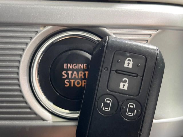 �y�L�[���X�X�^�[�g�V�X�e���z�J�o����|�P�b�g�ɓ��ꂽ�܂܂ł��h�A�̎{���E�������\�ȃX�}�[�g�L�[�𑕔��B�G���W���̃I���E�I�t�����J�M�����o���K�v����������Ƃ��Ă��֗��ł���